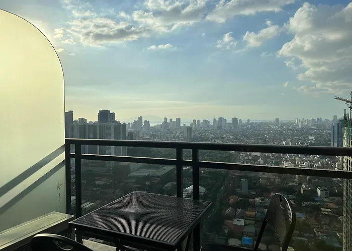 Gramercy Residences 46th Floor 1 Bedroom Sunset View Apartment