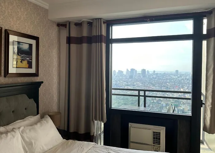 Gramercy Residences 46th Floor 1 Bedroom Sunset View Apartment *