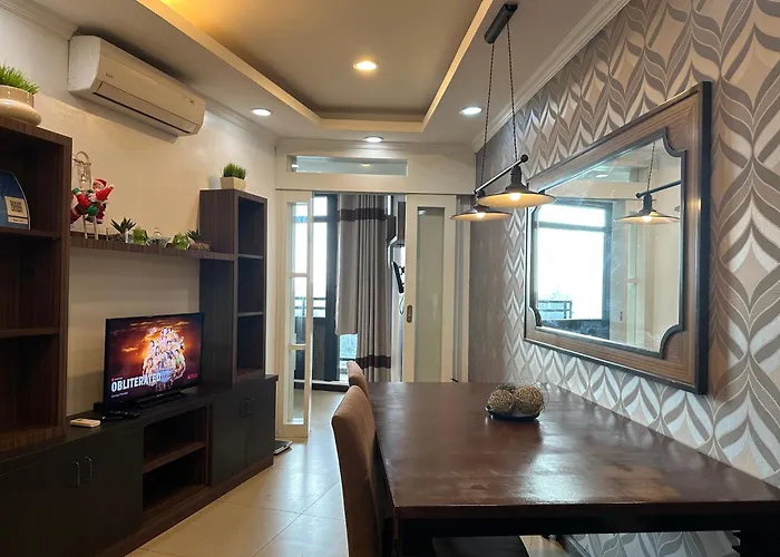 Apartment Gramercy Residences 46th Floor 1 Bedroom Sunset View *